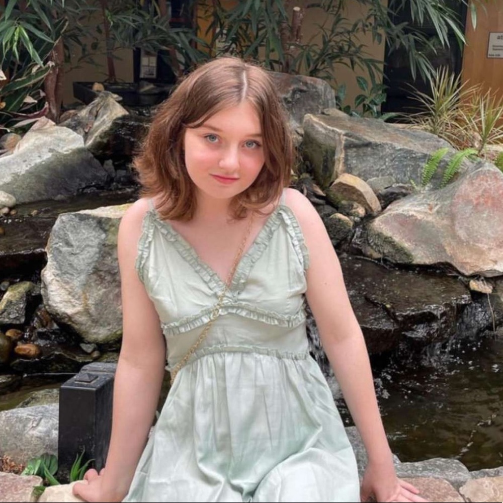 Meet your Posher, Isabelle